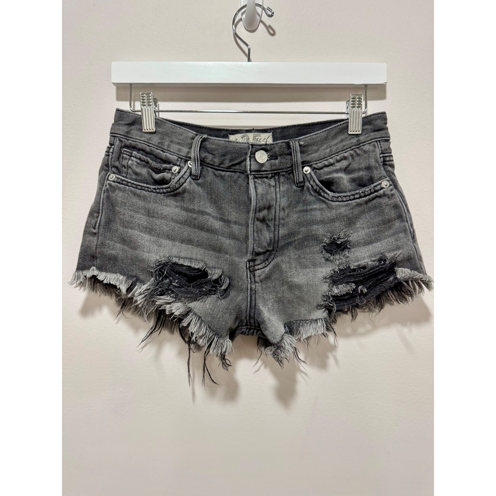 We The Free Free People Makai Distressed Denim Cut Off Shorts Grey Black 25